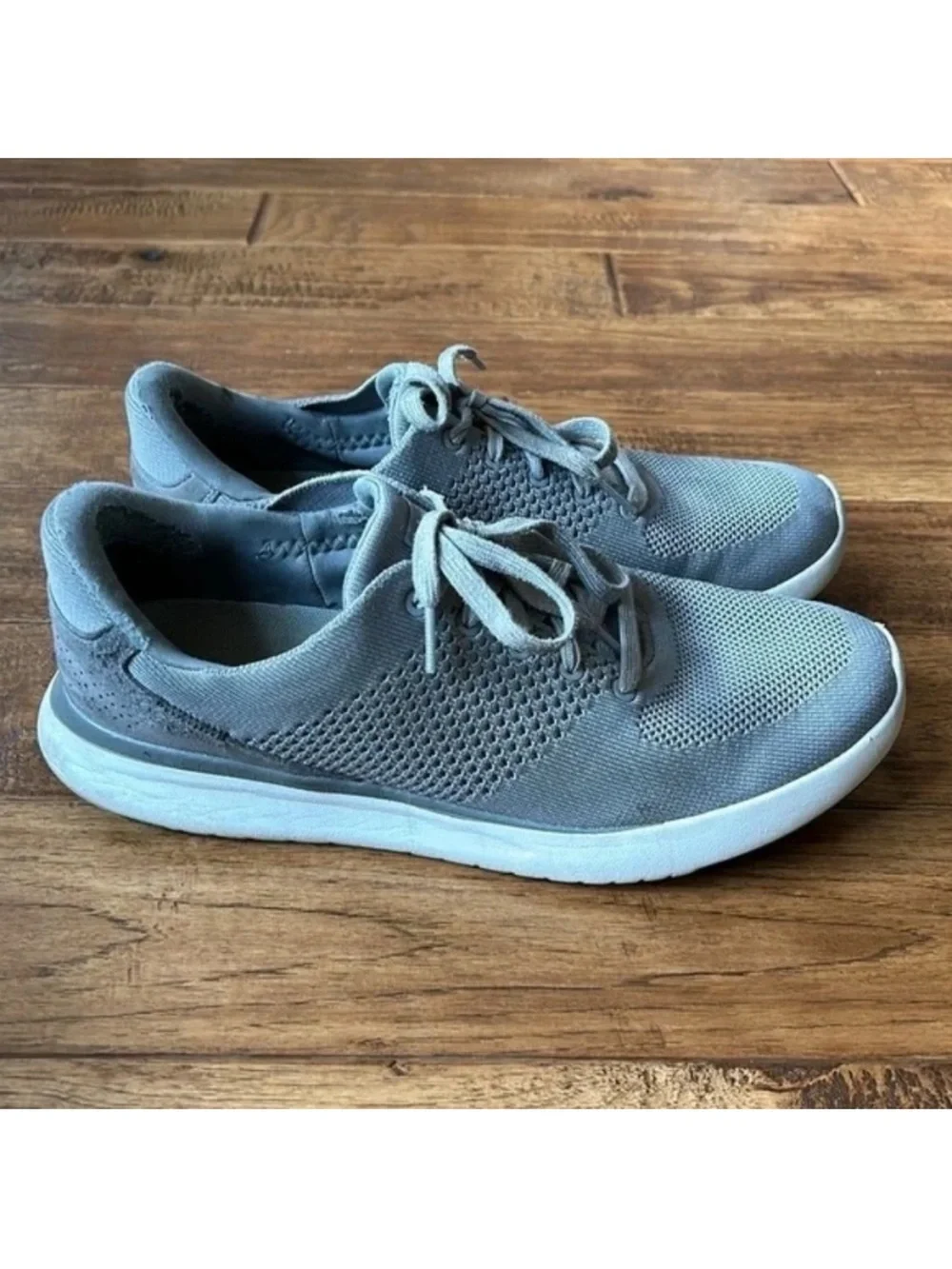 Kizik Lima Hands Free Slip On Sneakers Gray Size Men’s 10 / Women’s 11.5